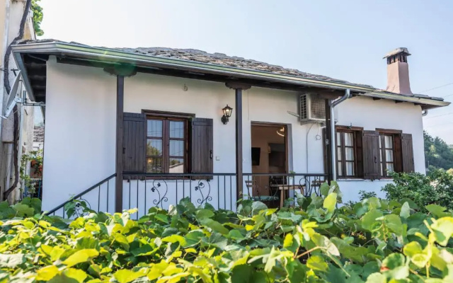Anastasia House