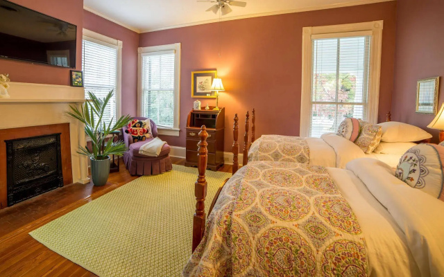 Antebellum Inn