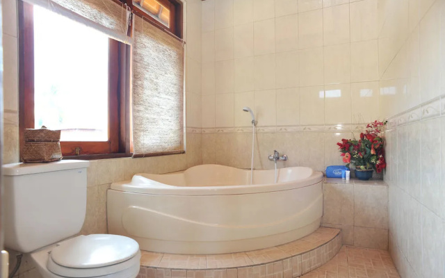 巴厘岛艾里乌布必司马32酒店(Airy Premier Ubud Bisma 32 Bali)