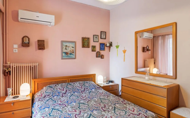 Tasteful Apartment in Athens with Air-Conditioning