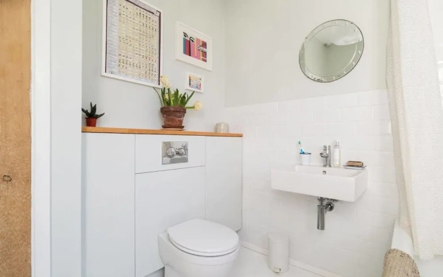 [MC] Stunning 2BR Dalston Period Flat