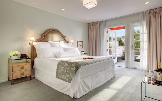 Luxe Hotel Rodeo Drive