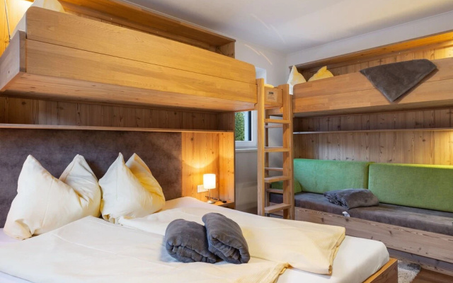 Luxury Apartment in Neukirchen am Großvenediger near Ski Area