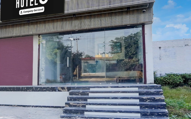 Super Hotel O Mathura-bharatpur