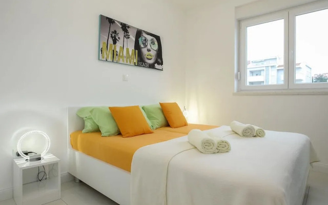 Apartments Tomana