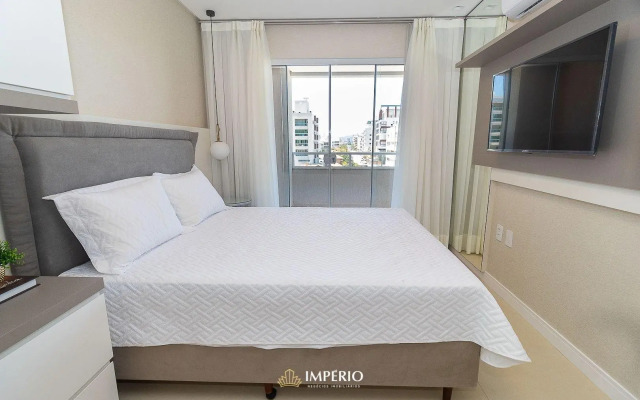 511A - Luxuosa Cobertura na praia de Bombas
