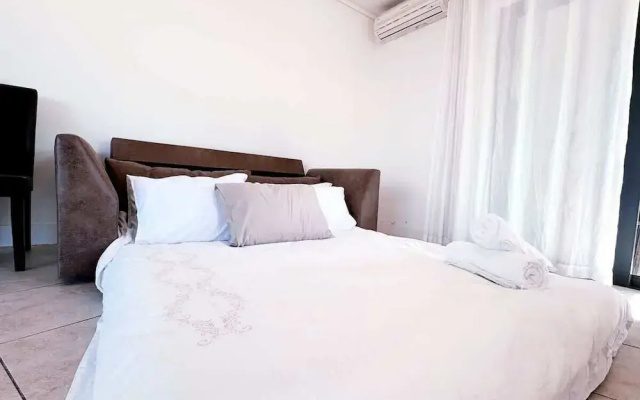 Spacious 1 Bedroom Apartment, Atlantica, Seapoint