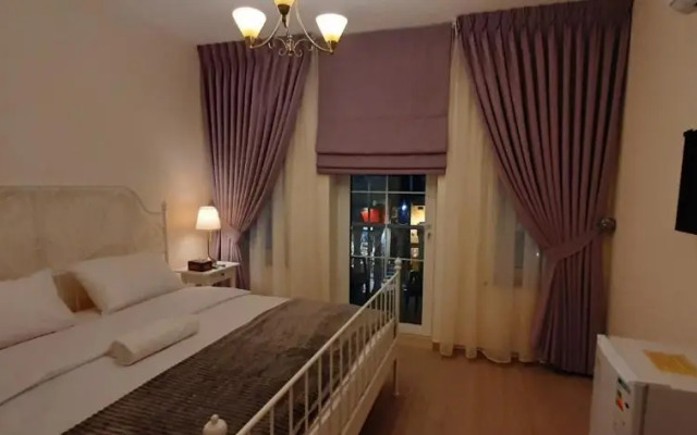 The Boutique Hotel