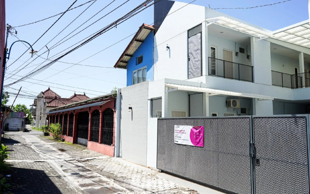 Singgahsini Sulawesi Residence Mlati Sleman