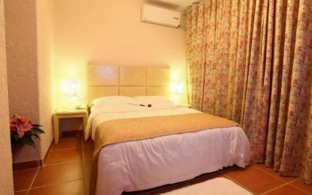 Haikou Yelin Tinghai Hotel (Haikou Bay)