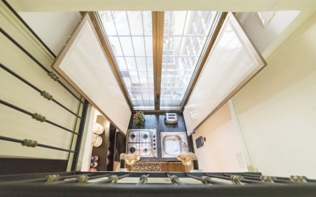 Апартаменты Monti Studio Apartment вид на фасад