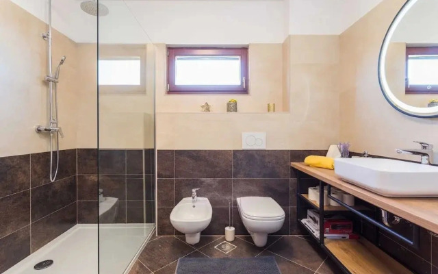 Pet-friendly Holiday Home in Liznjan