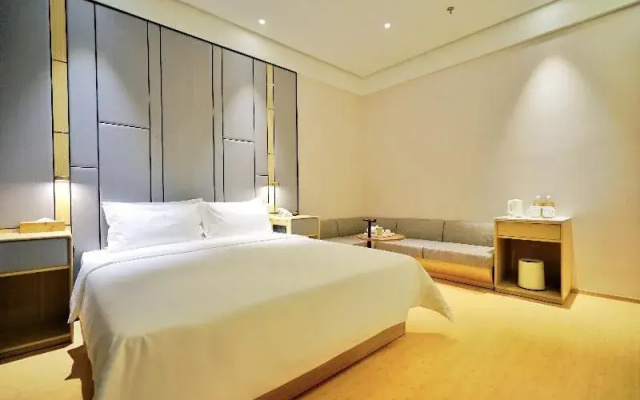 Ji Hotel (Shanghai Hongqiao Airport, Beidi Road)
