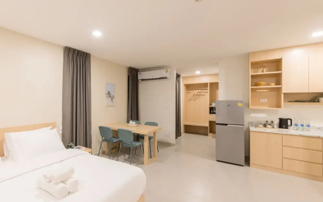 Good Nine Hotel