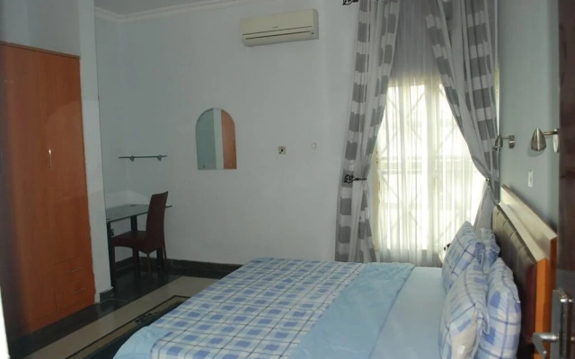 Crownrealties Apartments