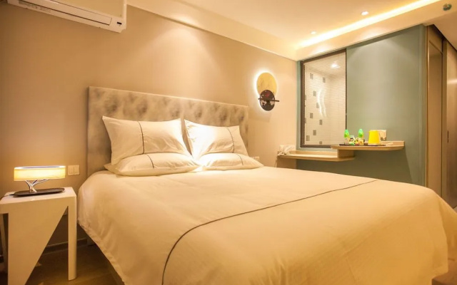 Magnolia Guilin Yangshuo West Street Hotel