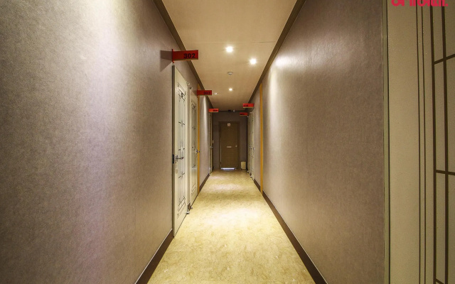 Secret Hotel