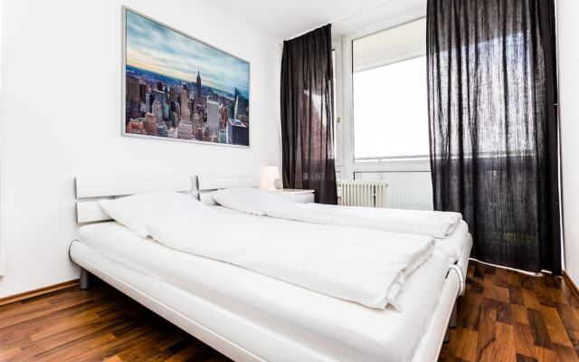 Апартаменты Fair Apartments Cologne Кёльн комната для гостей
