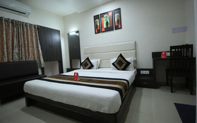 OYO 6840 Hotel City Inn