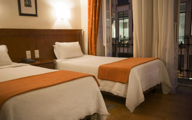 Hotel Aliados