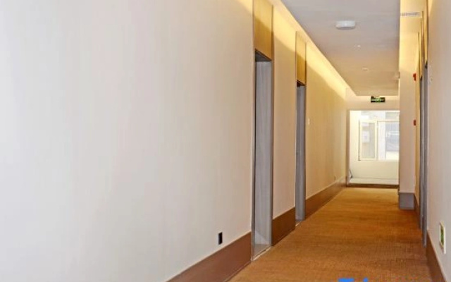 Taifeng Smart Holiday Inn (Leather City Ancient City)