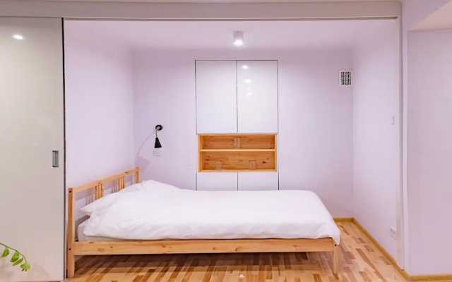 Apartment No. 2a at Main Square by AS