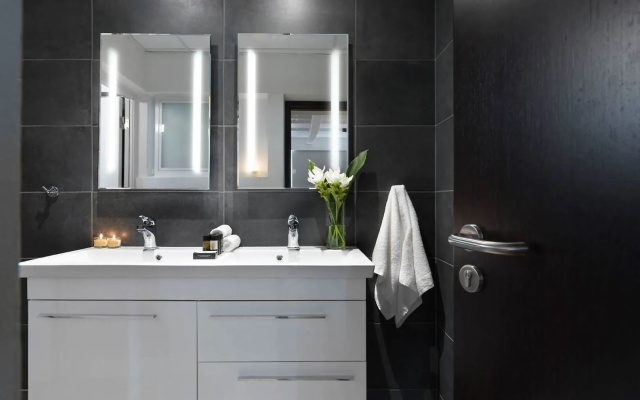 Acropolis Suites Troulanda