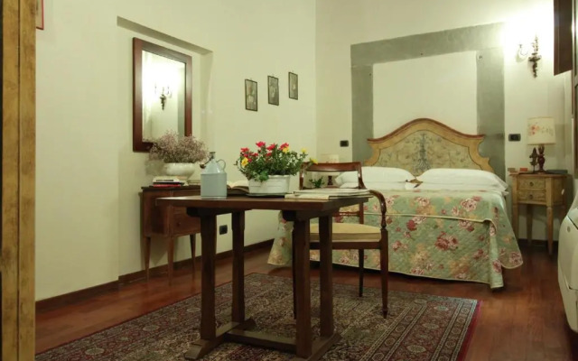 Casa Del Vescovo