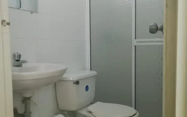 CH2 Comodo apartamento amoblado en condominio RNT 1O8237