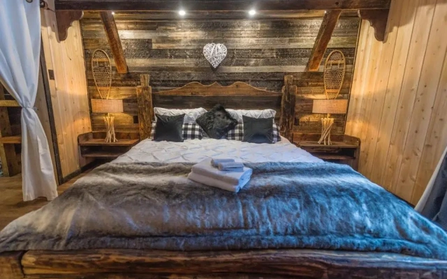 Les 3 Cavaliers - Les Chalets Spa Canada