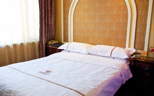 Hongbaoshi Hotel