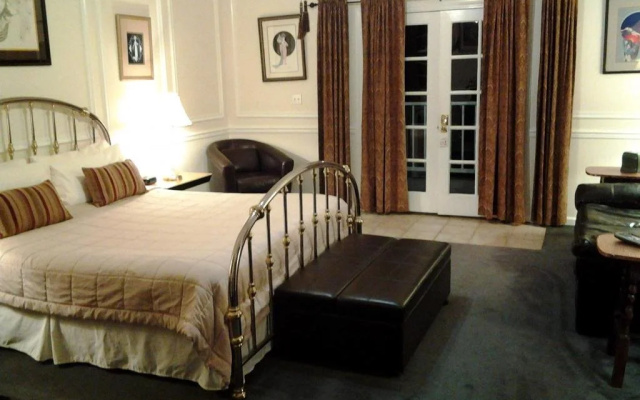 The Inn at Benicia Bay