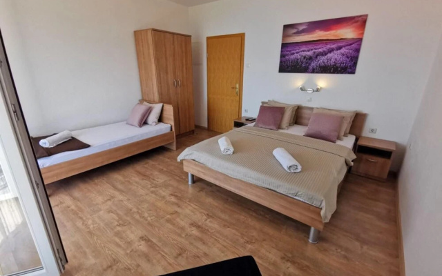 Apartment Maja 3 1 Mali