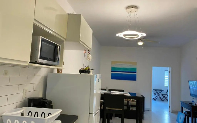 Lovely 2-bedroom Apartment in Venetian Road