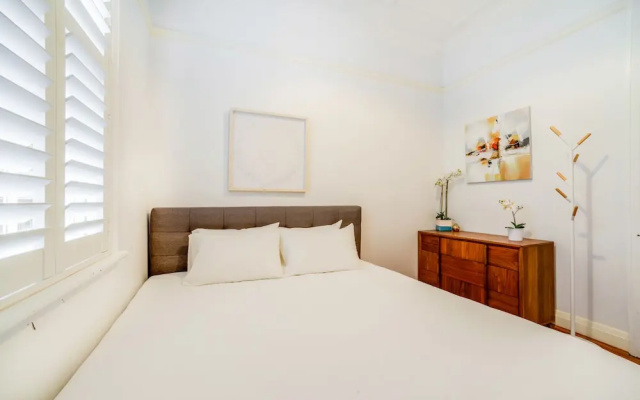 Stunning Inner City House Close to Fish Market