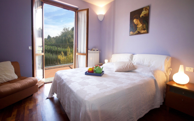 Sunflower Relax Pool and Terrace