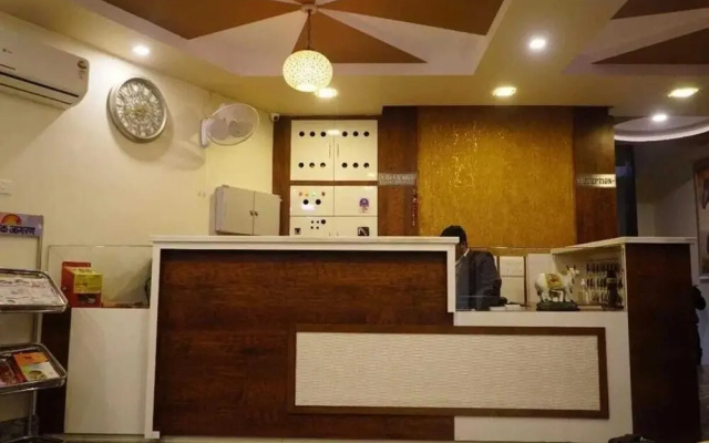 Razia Inn Hotel And Banquet