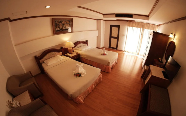 Chiangmai Ratanakosin Hotel
