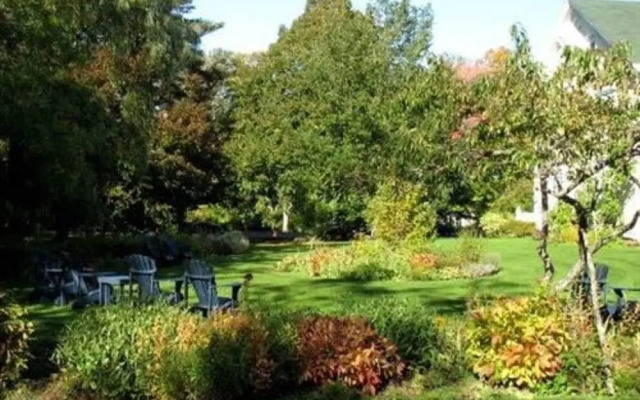 Hillsdale House Inn