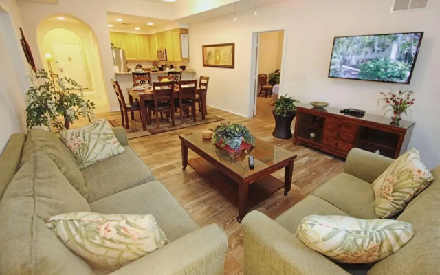 3060 Caribe Cove