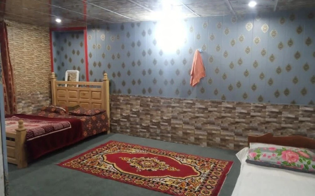 Paradise Lodge Keran