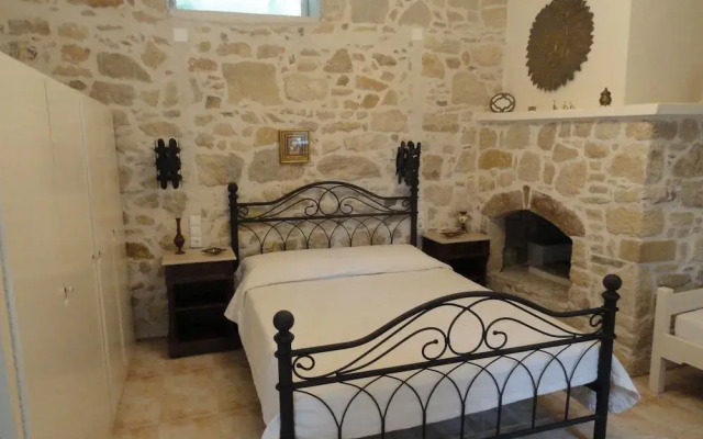 Villa Arokaria