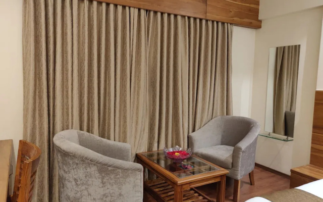 Sai Neem Tree Hotel