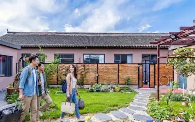 Beijing Lishan Nanyu Mountain Spring Pool Homestay