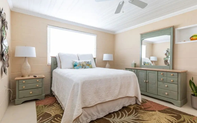 Hang Ten by Tybee Vacation Rentals