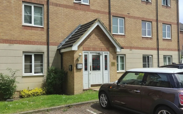 Immaculate 1-bed Apartment in Borehamwood