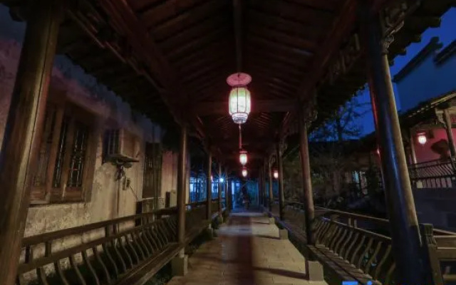 Longshan Villa Resort