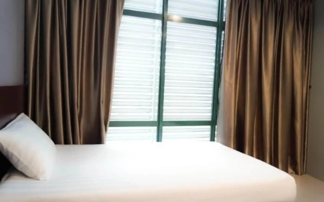 One Point Hotel - RH Plaza