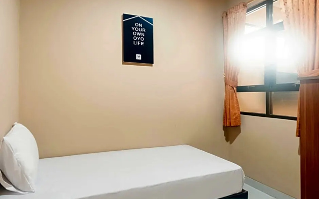 OYO Life 3162 Raihan Residence