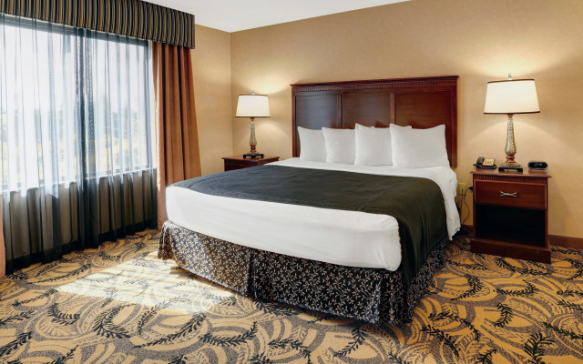 Grand Hotel at Bridgeport